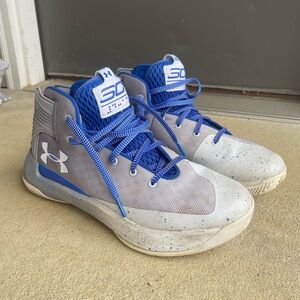 Under Armour Curry 3Zer0 Men’s Size 9.5 Gray/Blue Basketball Shoes
